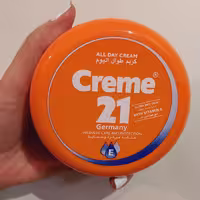 کرم مرطوب کننده کرم 21 کلاسیک 150 میل Creme 21 