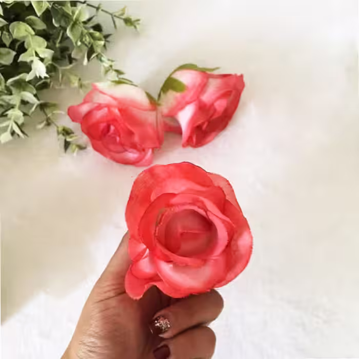 گل مصنوعی مدل سرگل رز کد 500 بسته 3 عددی