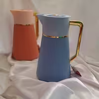 فلاکس مارک رِگال،شیشه صورتی هست،شیشه ها ژاپنی هستند 