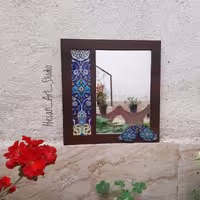 آینه چوبی گالری مِنار طرح آبی