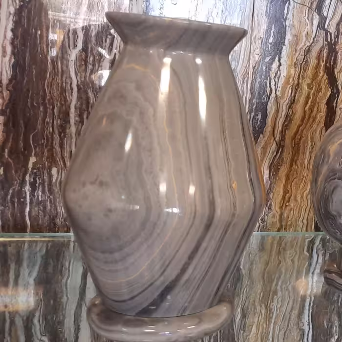 گلدان سنگی