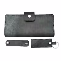ست کیف پول و جاکلیدی و بند نگهدارنده ماسک چرمی کد AZ007