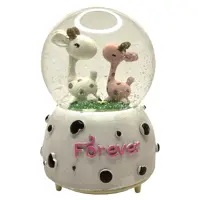 گوی موزیکال مدل پمپی Love Forever طرح زرافه های عاشق کد PA57700003