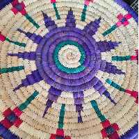سینی حصیری رنگی طرح خورشید بنفش پرنور50 سانتی