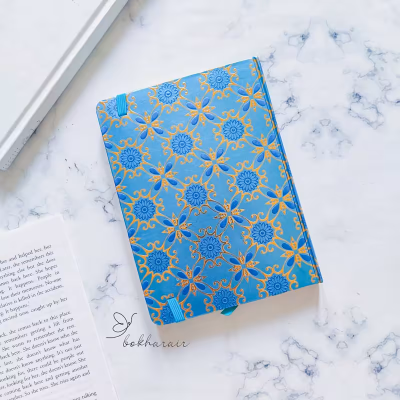 دفتر یادداشت کلاسیک سایز A6 طرح گل آبی