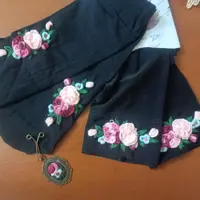 ست ساق دست و جوراب زنانه  و گیره روسری گلدوزی شده با دست   