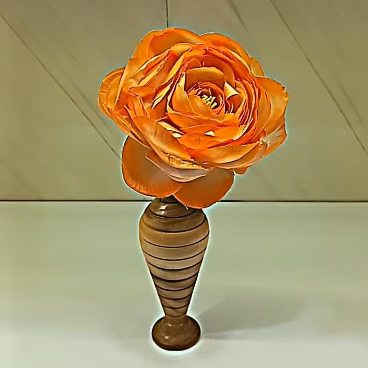 گلدان چوبی