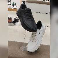 کفش اسپرت چرم آفاق 