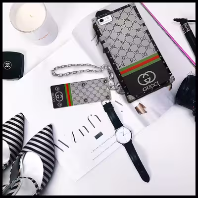 کاور مدل صندوقی کد 0011 مناسب برای گوشی موبایل اپل iPhone 6 /6s Plus به همراه آویز