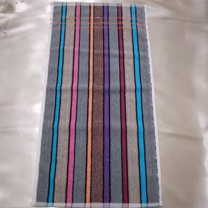 حوله دستی مدل M0115 سایز 60x30 سانتی متر