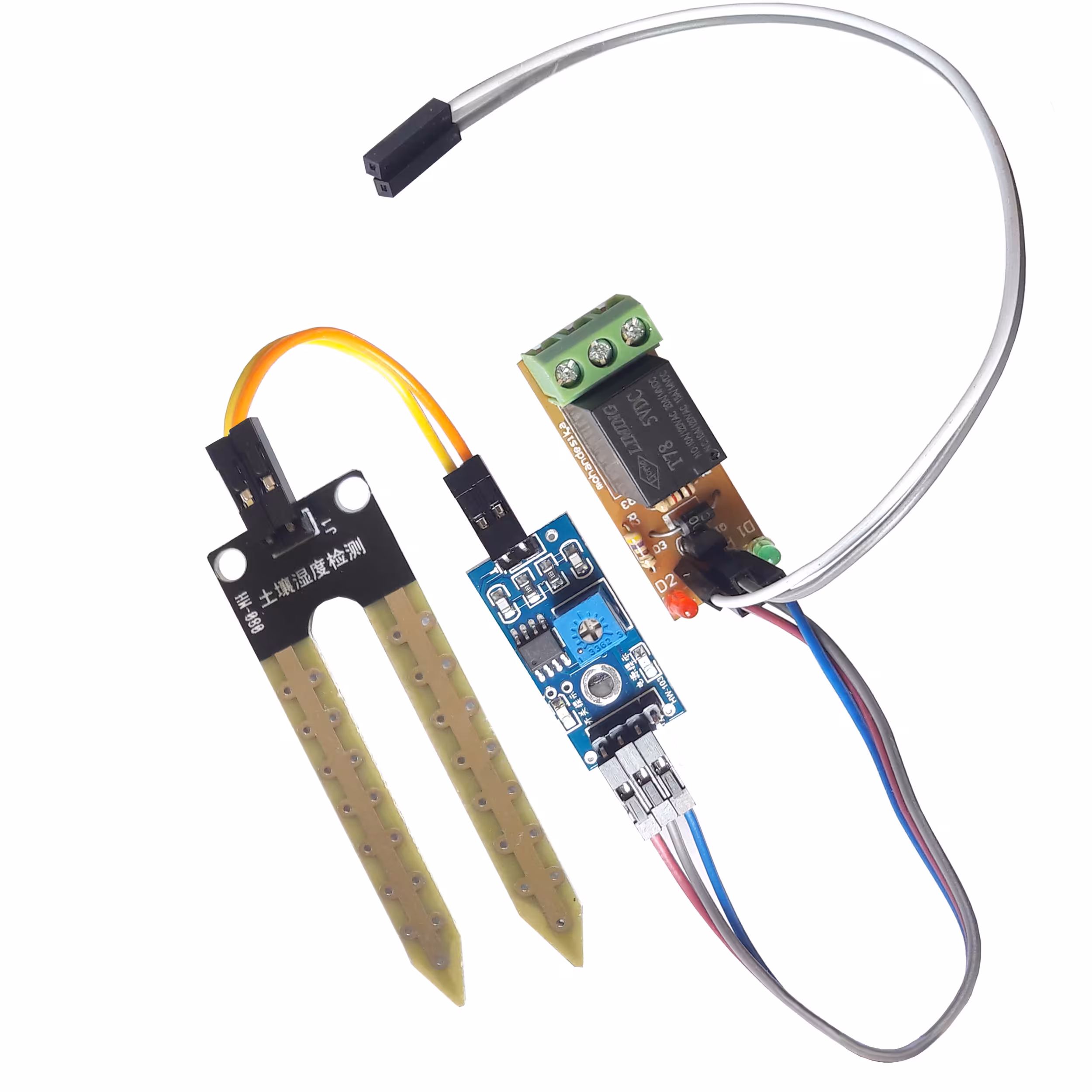 سنسور رطوبت خاک با رله 5 ولت مهندسیکا مدل YL_69 Relay