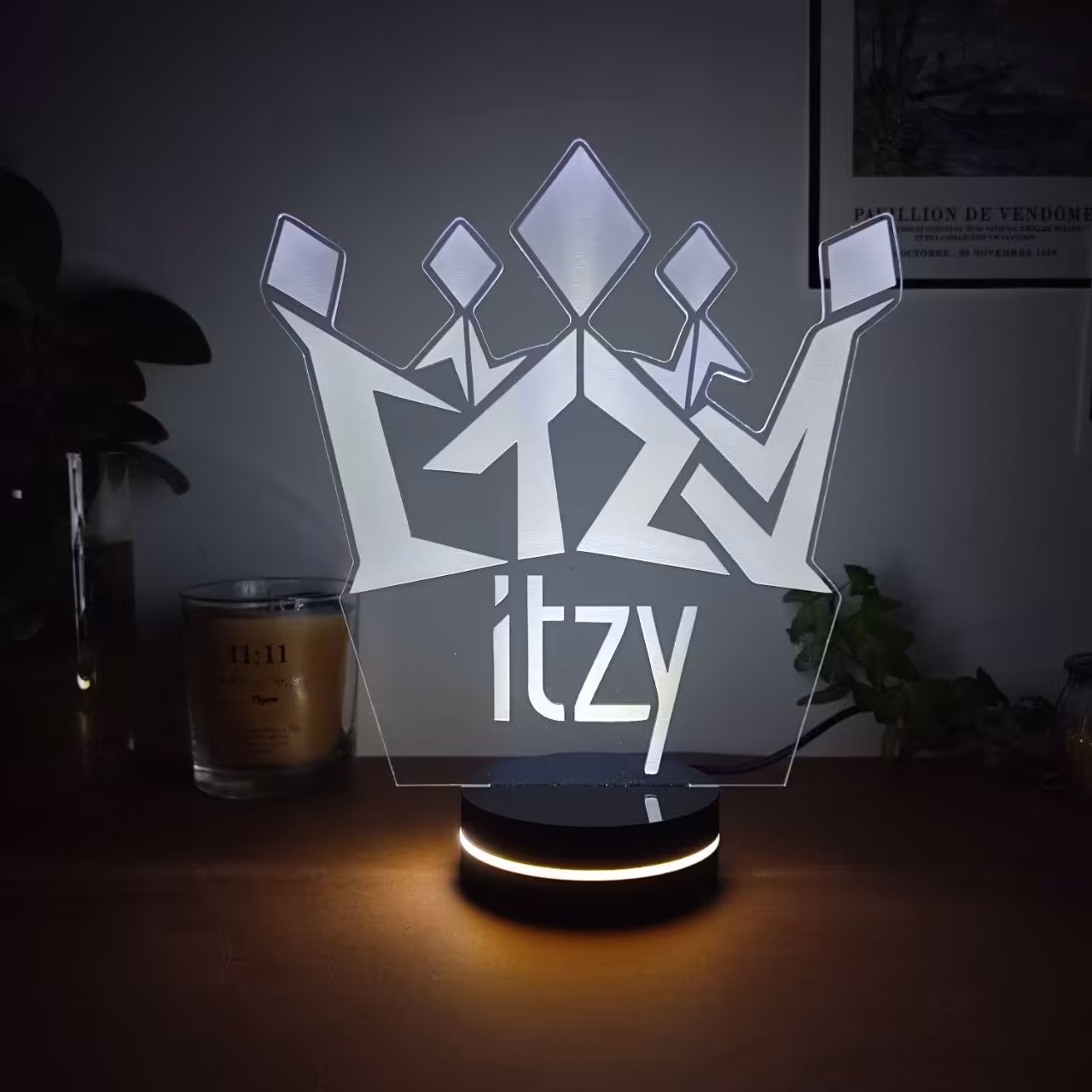 چراغ خواب مدل گروه ایتزی itzy کد 3D-609