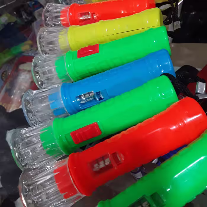 چراغ قوه ی کوچک اسباب بازی