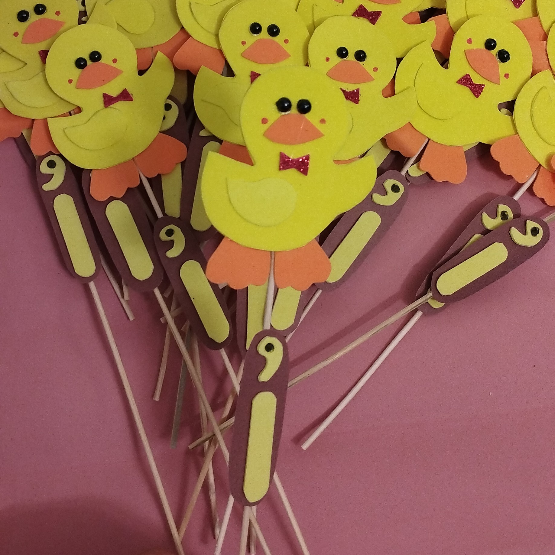 گیفت  تاپرحرف.  ا. فومی  آموزش حروف الفبا فارسی قیمت برای یک عدد هست 