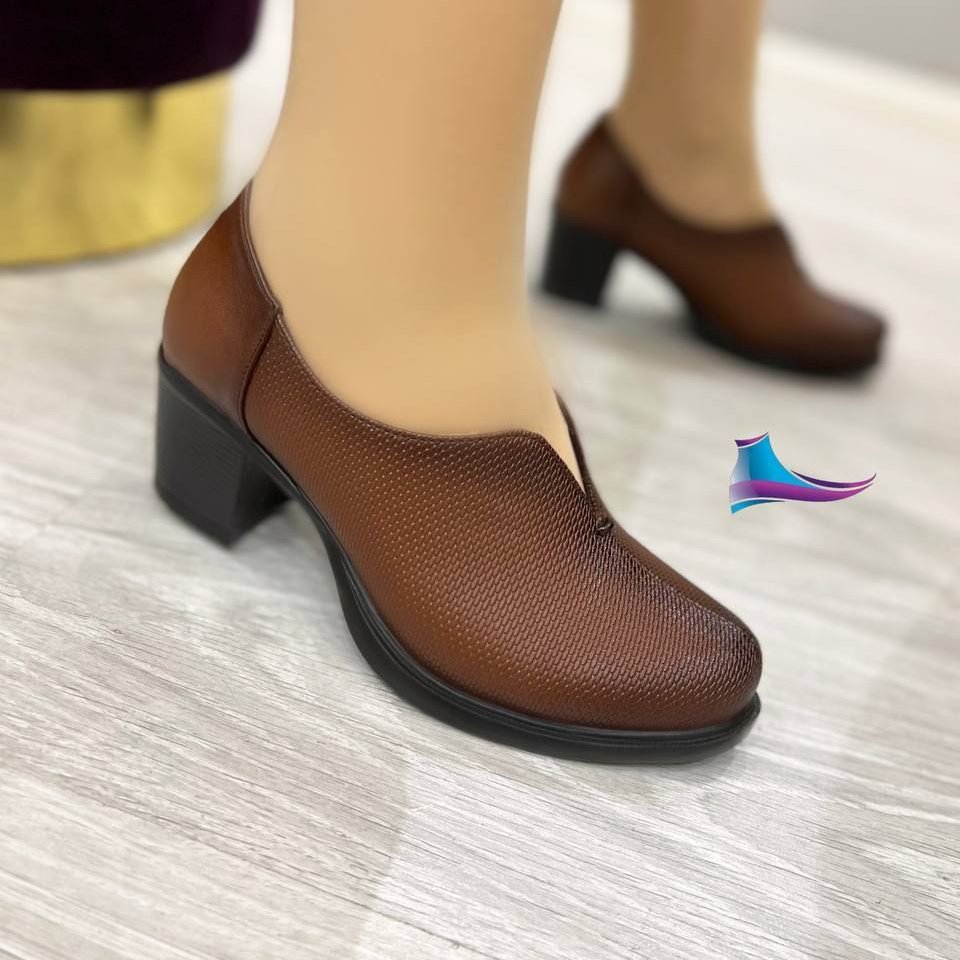کفش کلاسیک . پاشنه 5سانت کد 562