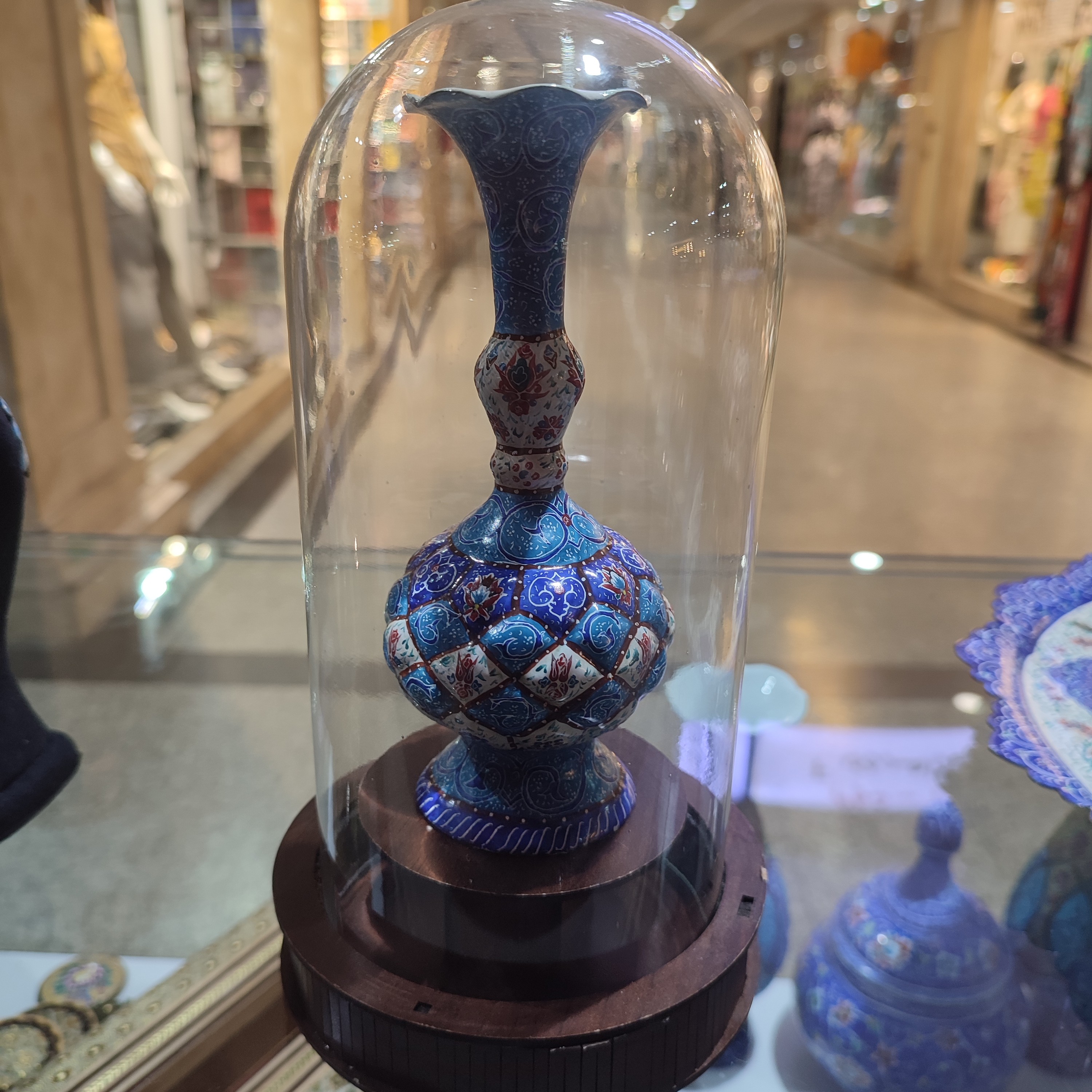 گلدان مینیاتوری میناکاری فلزی با باکس شیشه ای