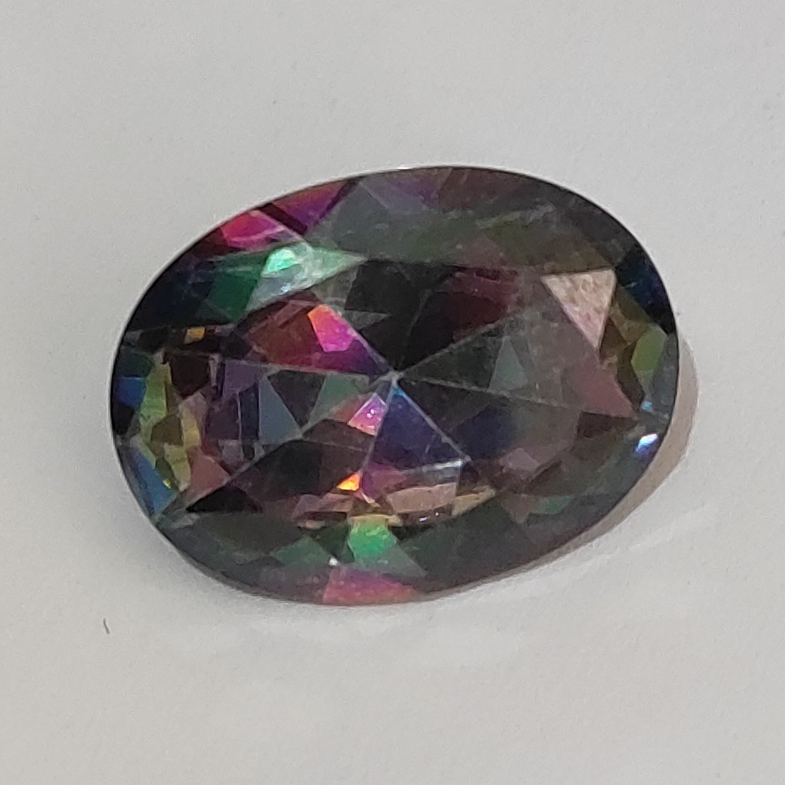 توپاز هفت رنگ تراش جواهری سایز بزرگ مناسب برای رکاب یا ساخت جواهرات