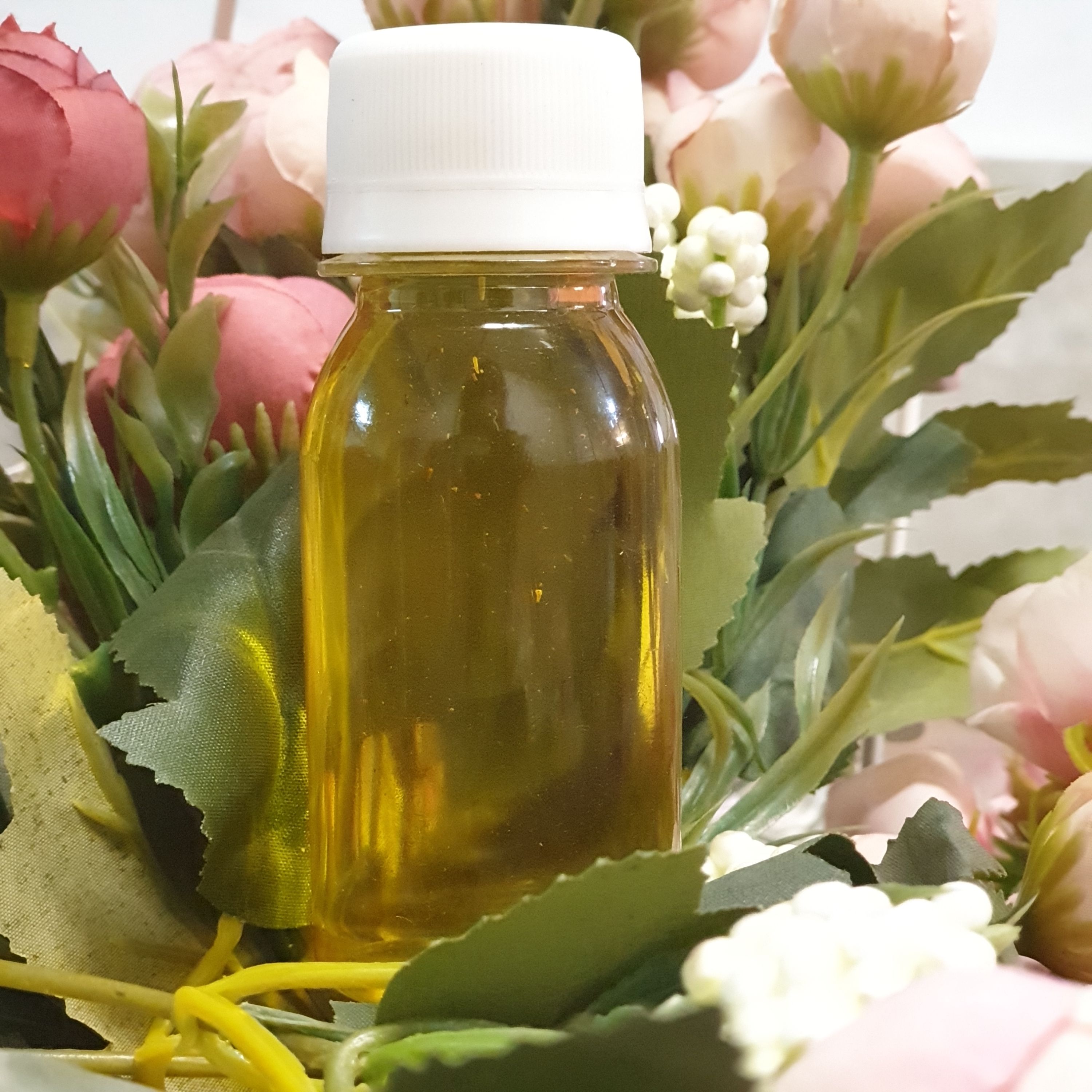 روغن رزماری اکسیر جوانی 60 cc غلیط و خالص(ریزش مو-پرپشت کننده مو-پرپشت کننده ابرو-تقویت مژه-تقویت مو-تقویت ریش و سبیل)