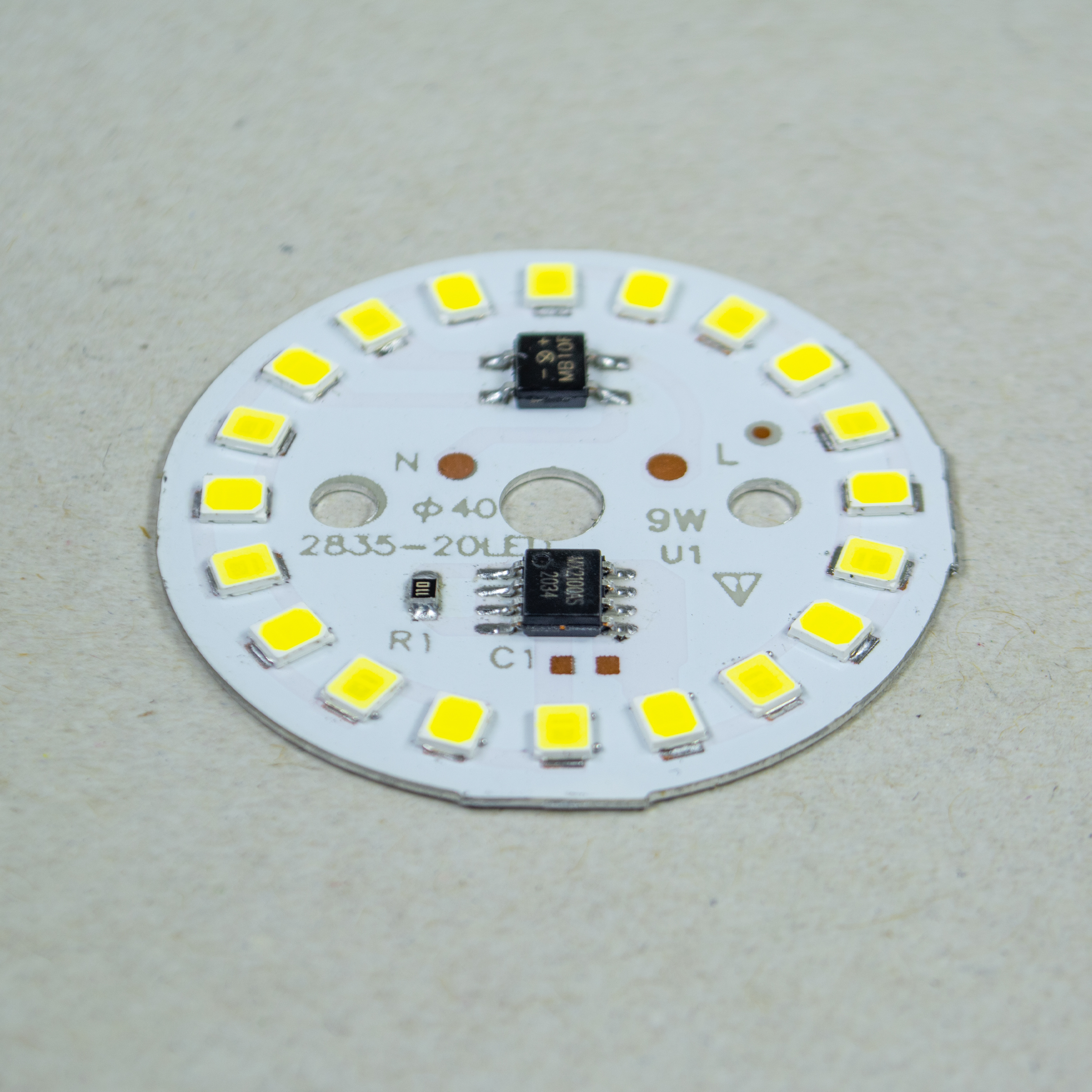 چیپ لامپ ال ای دی 9 وات مدل LM80-220V