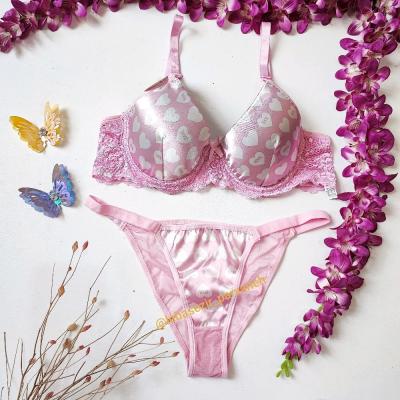 ست اسفنجی شیک رویه ساتن سایز 75 تا 90