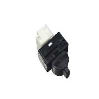 کلید شیشه بالابر عقب راست نیسان ماکسیما