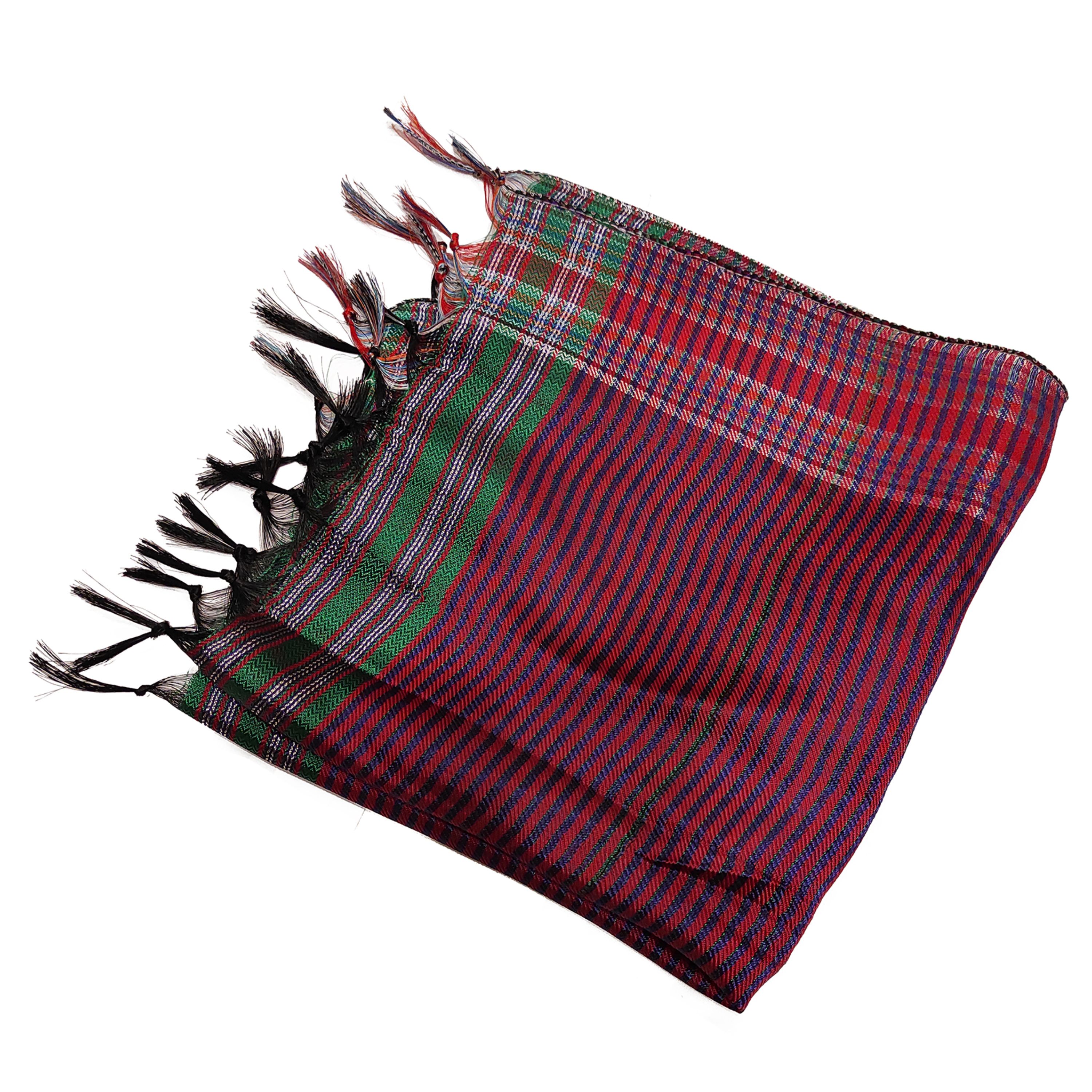 دستمال ابریشمی قرمز سبز