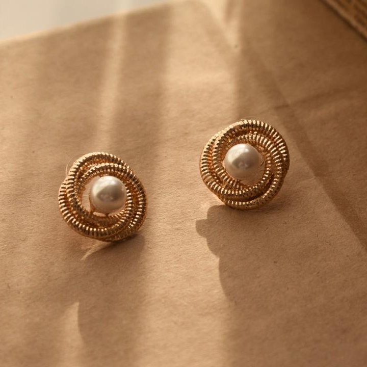 گوشواره مرواریدی