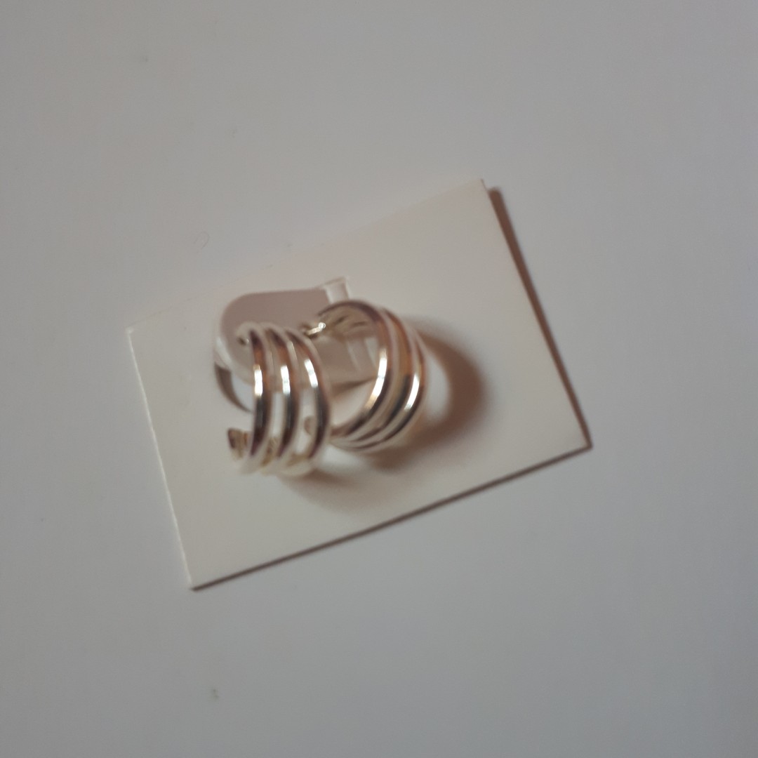 گوشواره  زیبا و قیمت مناسب 