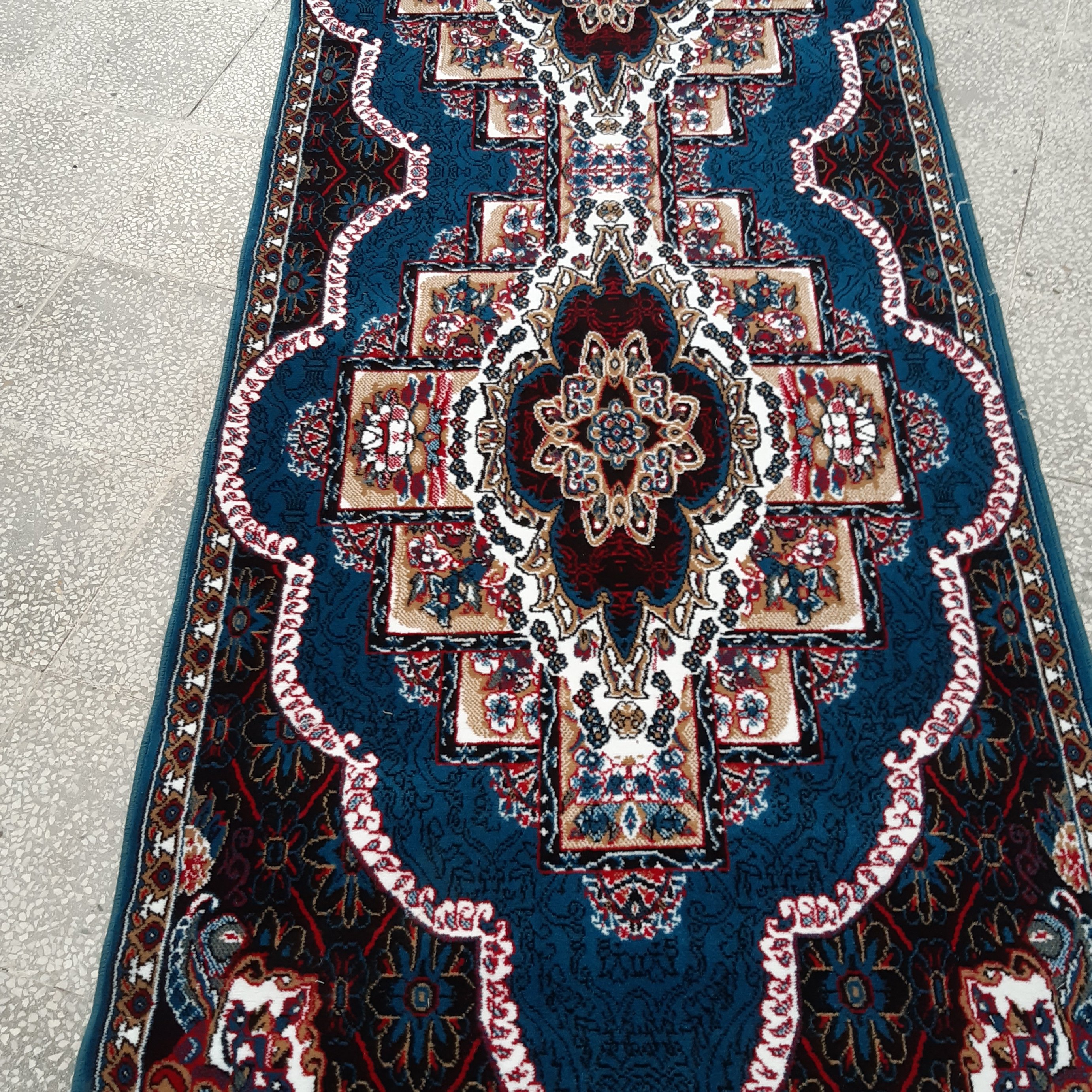 کناره فرش سایز 1×4متر 440 شانه بی سی اف