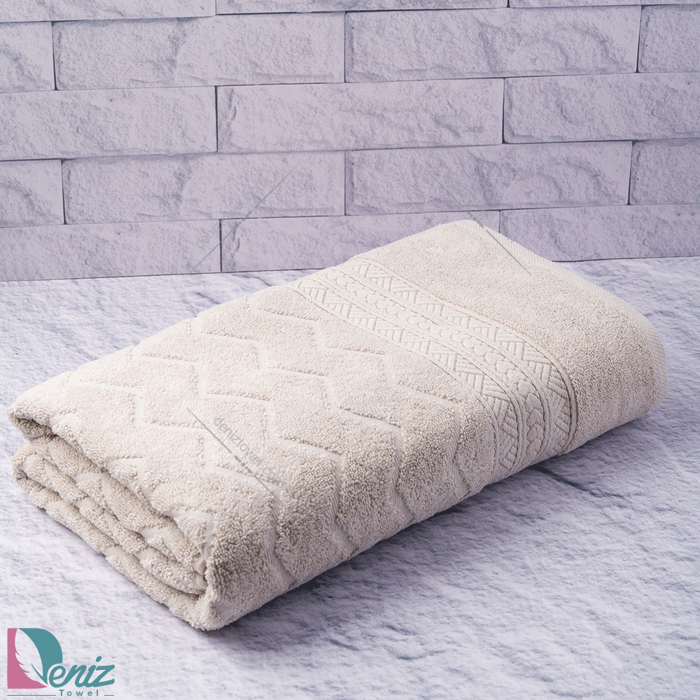 حوله حمامی طرح البروس رنگ کرم