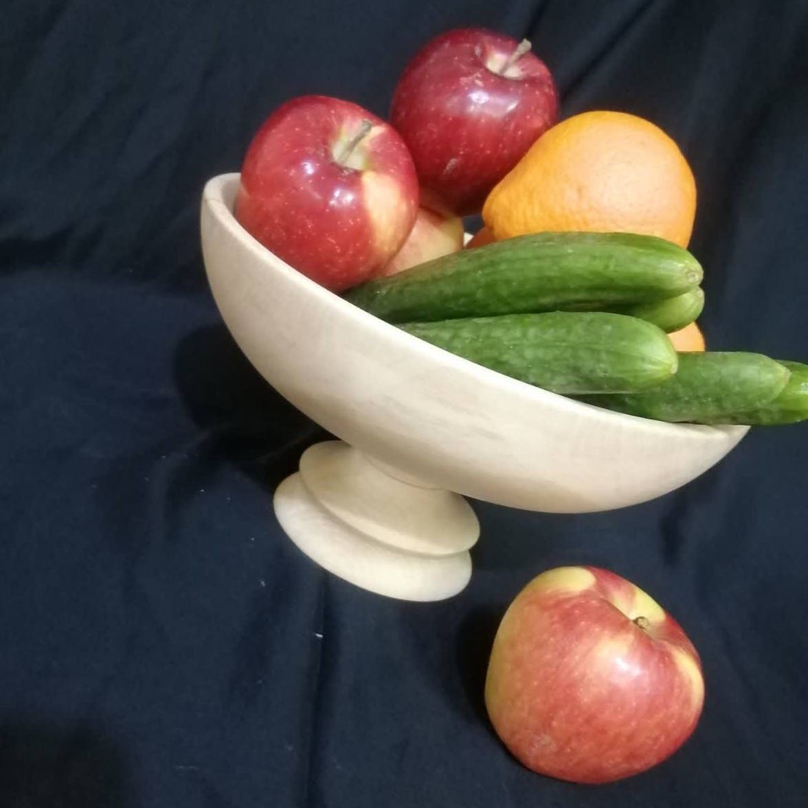 کاسه پایه دار برای آجیل و میوه نوع چوب چنار