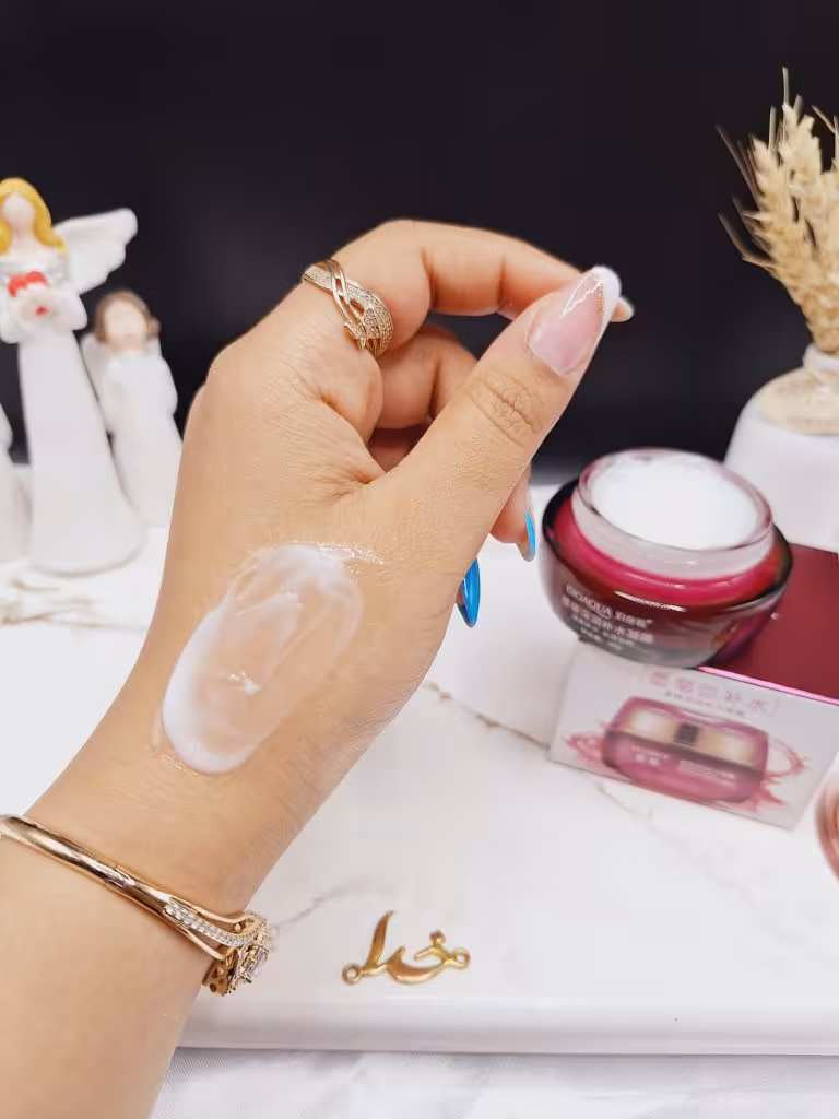 کرم آبرسان گل داوودی بیوآکوا BIOAQUA | پخش عمده