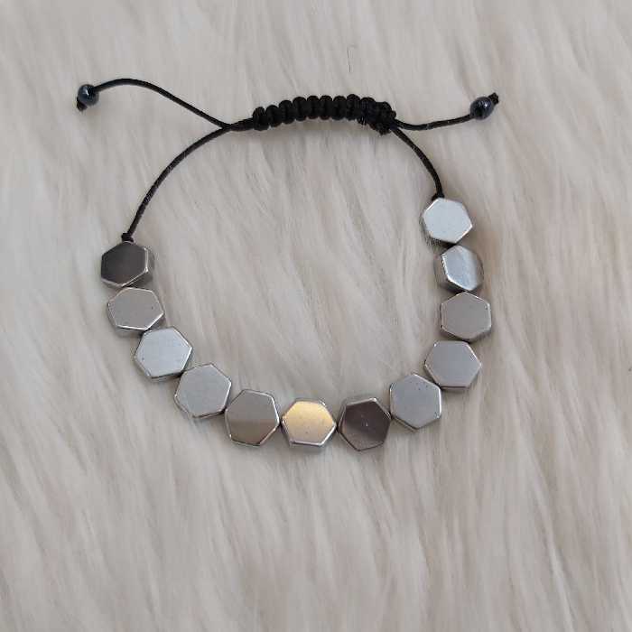 دستبند مدل حدید طرح شش ضلعی کد 111