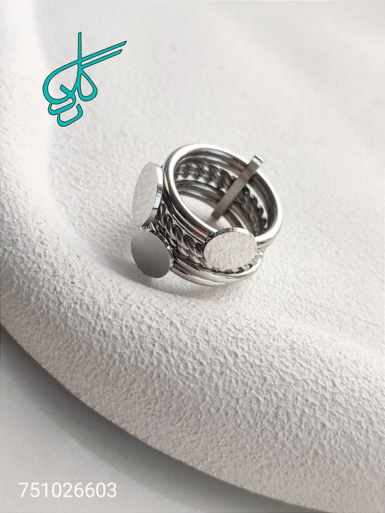 خرید انگشتر استیل نقره ای رنگ ثابت با کیفیت کد 2015821 - ردگل