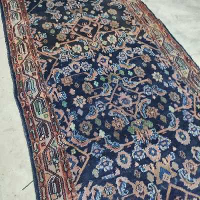 فرش قدیمی دستبافت کناره طول سه متری مدل MG165