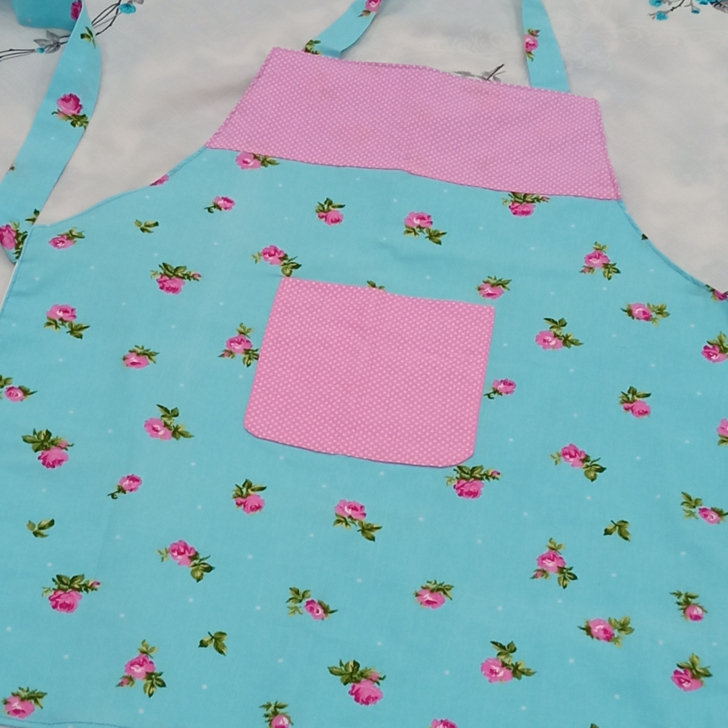 پیش بند آشپزخانه 