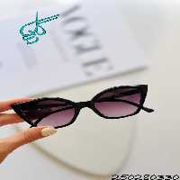 خرید عینک زنانه برند Chanel دارای استاندارد UV400 فرم کائوچو همراه کاور و دستمال کد 2415150 - ردگل