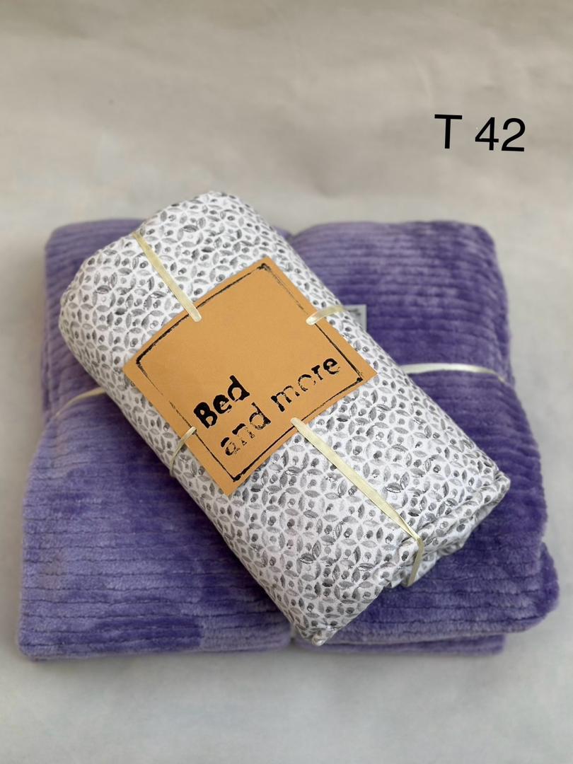 ست پتو و روتختی دونفره چهارتکه کدT42 (کاور تشک،پتو،دوعدد روبالشتی)