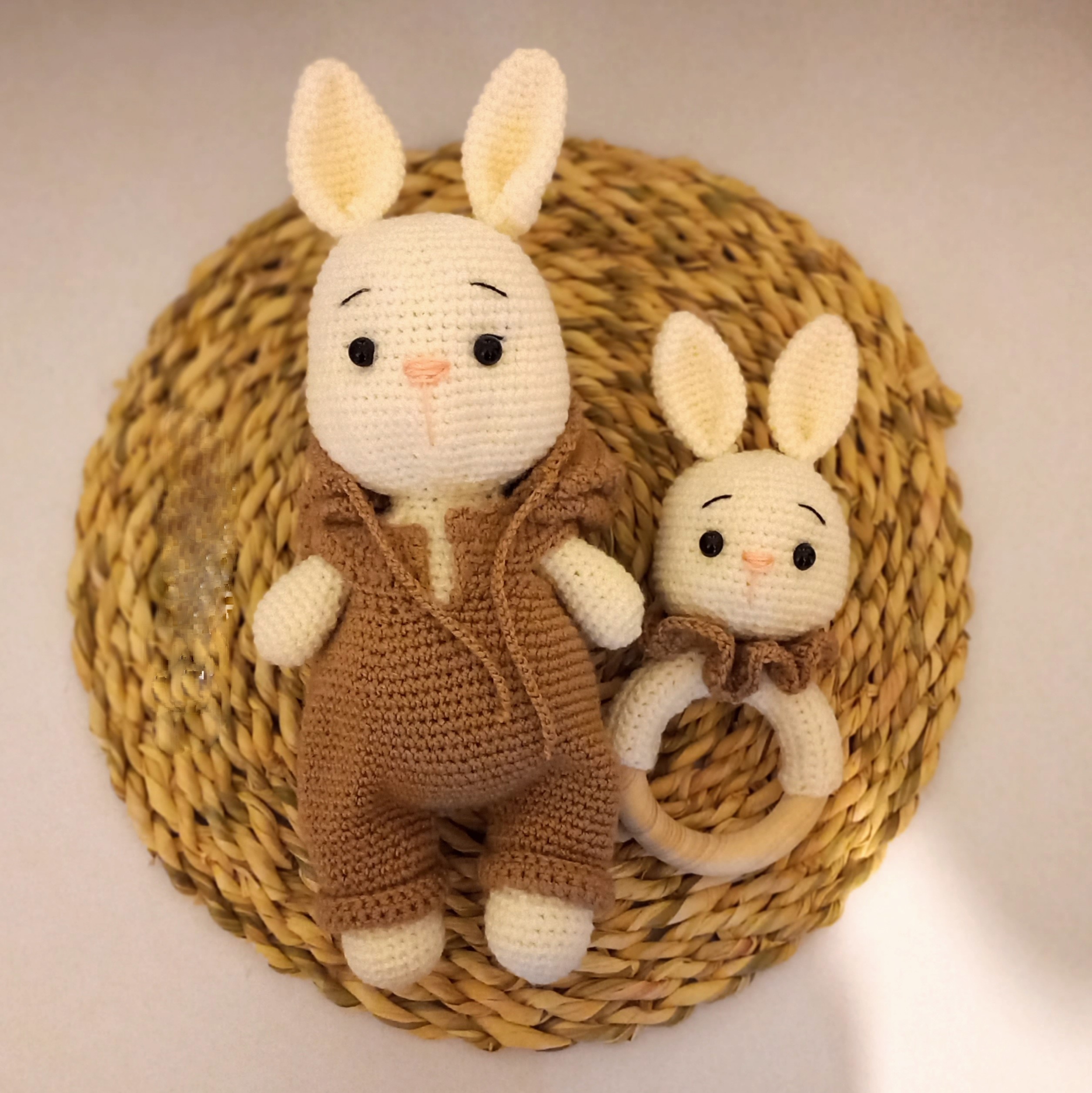 ست جغجغه و عروسک بافتنی مناسب سیسمونی