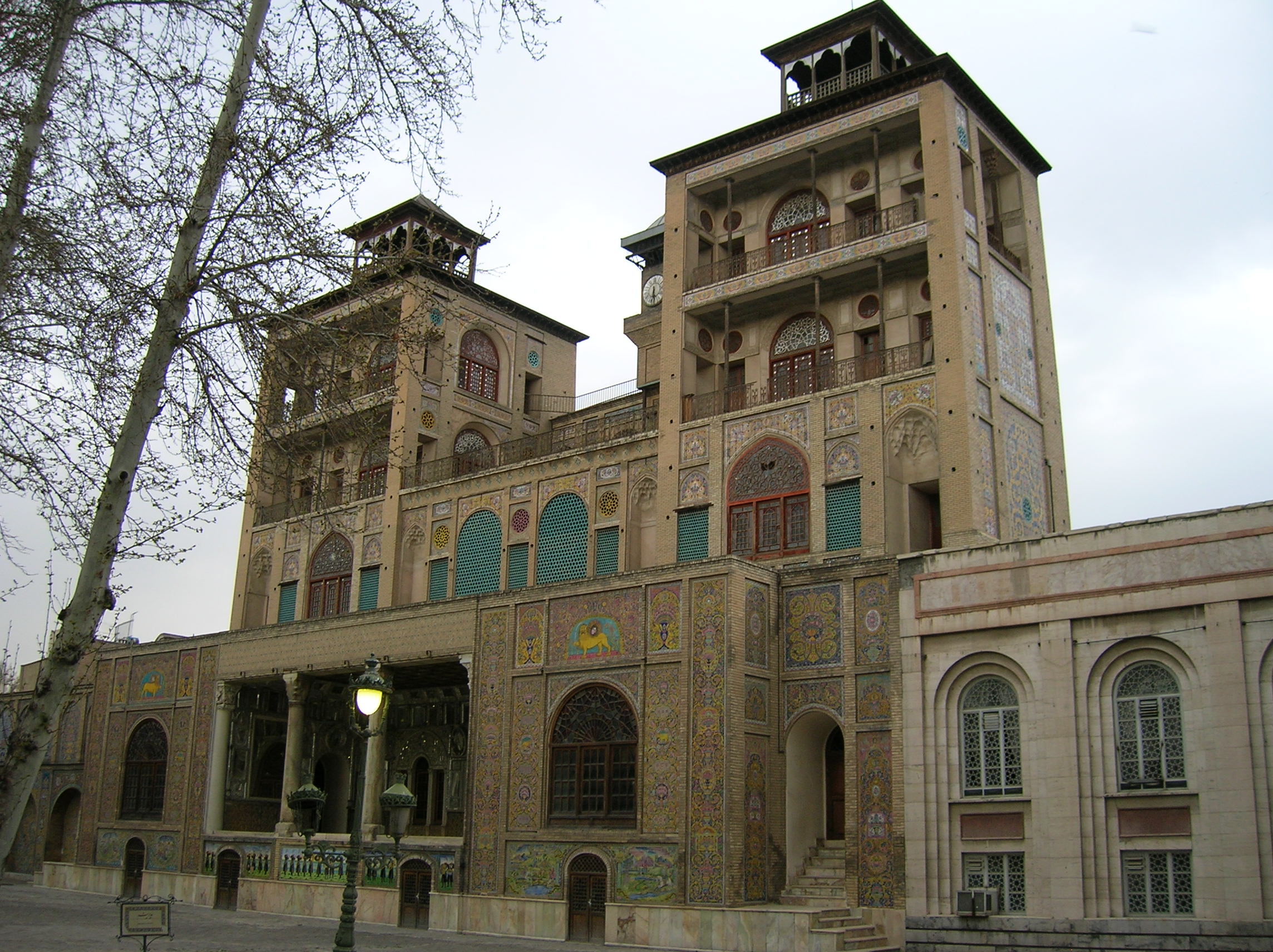 تحقیق معماری از اواخر قاجار تا شروع پهلوی