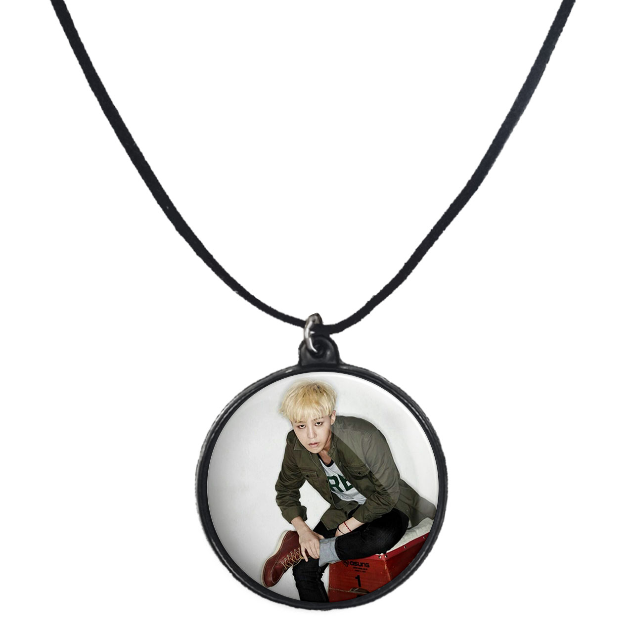 گردنبند پرمانه طرح گروه موسیقی BIG BANG کد pmb.15127 مدل دو طرفه