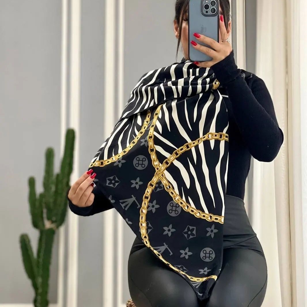روسری رایون سوزنی دست دوز