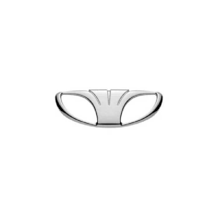 آرم جلو پنجره دوو سیلو