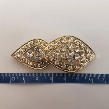 گل سینه جفتی طلایی