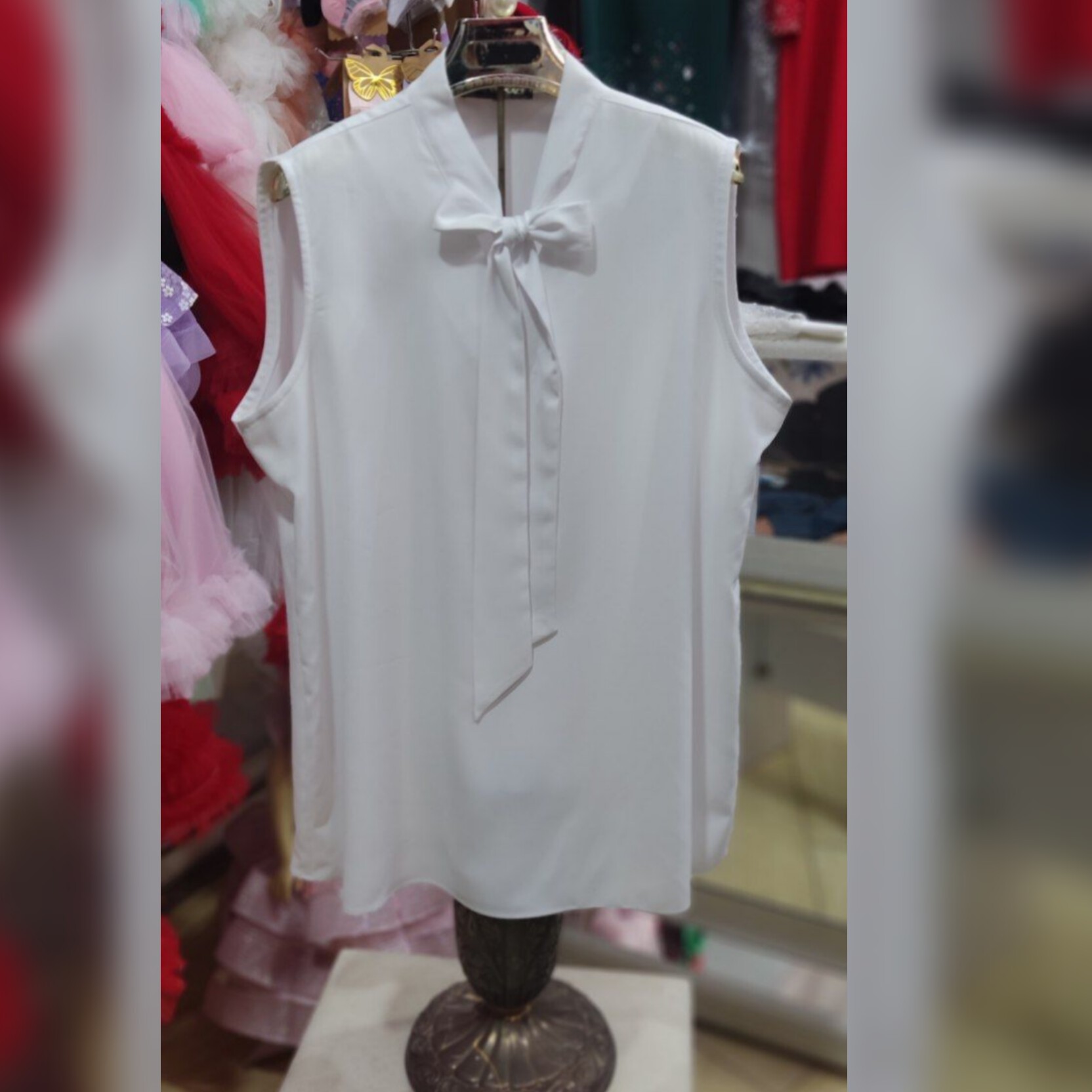 زیر کتی جلو پاپیون