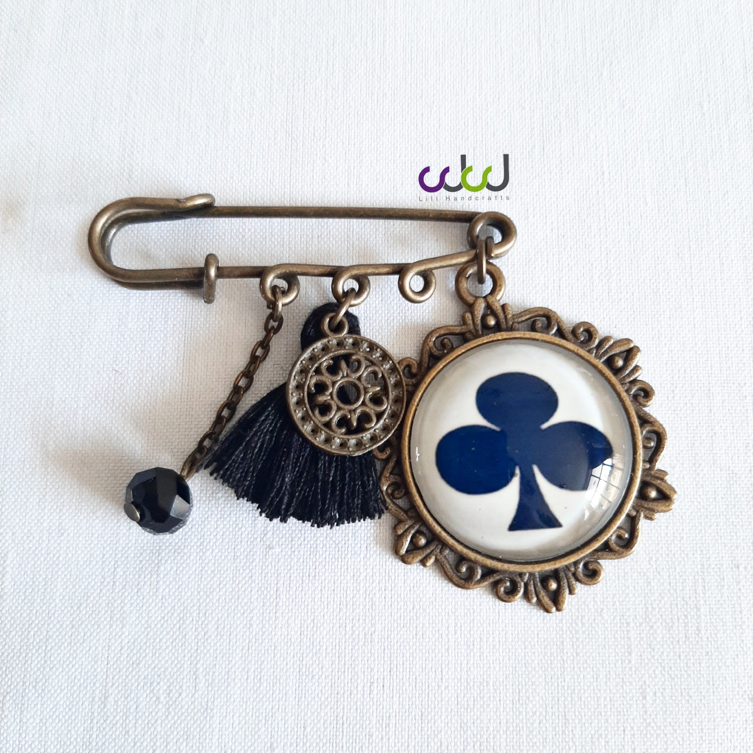 سنجاق سینه اسکاتلندی دستساز طرح گیشنیز زیورآلات زنانه ، پانچو و مانتو بافت 