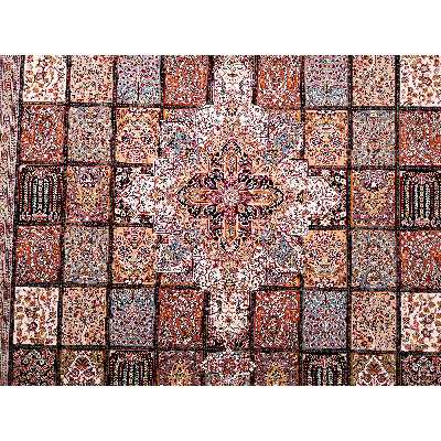 فرش ماشینی زمرد مشهد طرح خشتی مدل ترنج زمینه سورمه ای