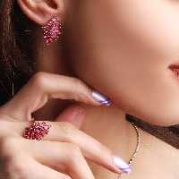 نیم ست زیبای جواهری نگین قرمز 
 عیار نقره 925