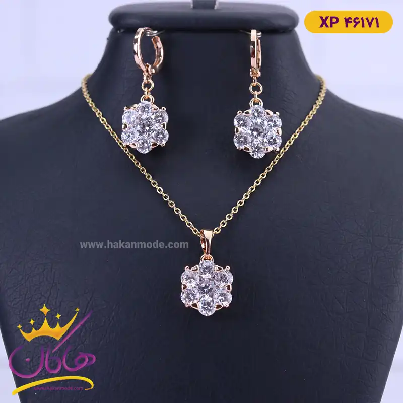 نیم ست استیل زنانه نگینی طرح گل | کد xp 46171