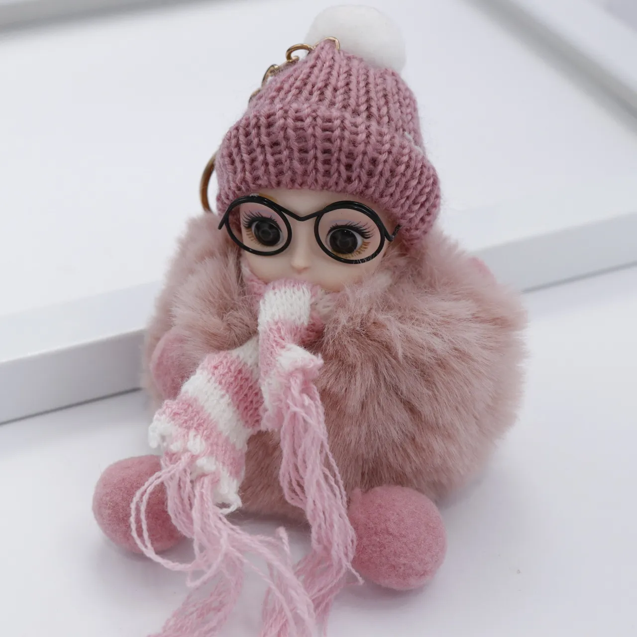 سرکلیدی خزی کودک عینکی زمستانه کالباسی 30172